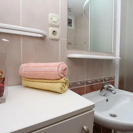 Apartment Family Jovic Makarska