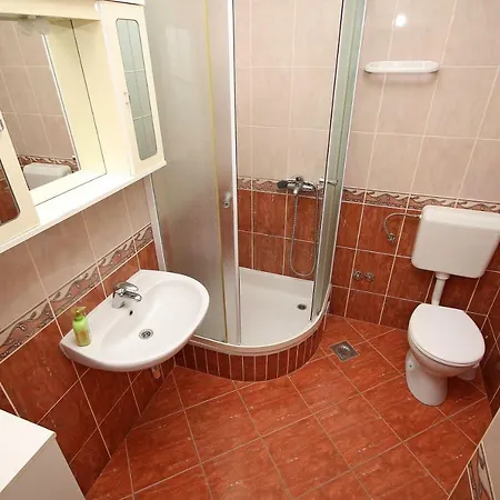 Apartment Family Jovic Makarska